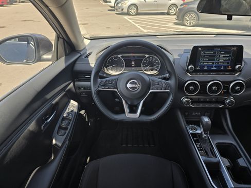 Certified 2025 Nissan Sentra SV FWD image 13