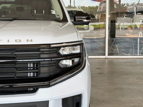 Certified 2025 Ford Expedition Max Active AWD/4WD image 12