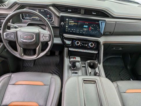 Used 2022 GMC Sierra 1500 AT4 w/ AT4 Premium Package image 11