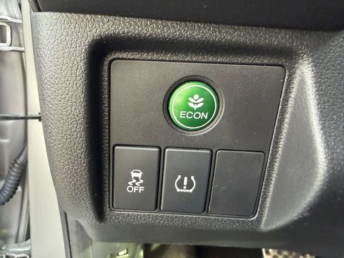 Used 2019 Honda HR-V Sport image 46