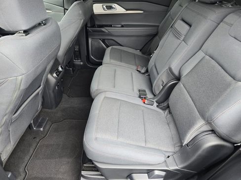 Certified 2025 Ford Explorer Active RWD image 29