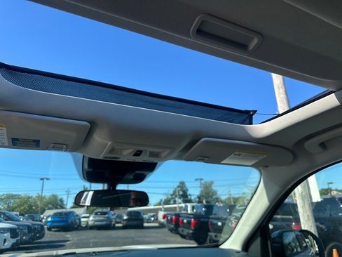 New 2025 Ford Maverick Lariat w/ Black Appearance Package image 35