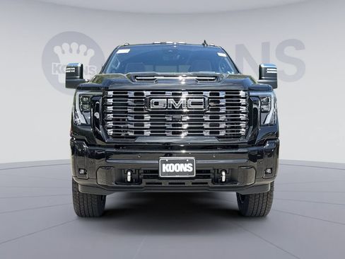 New 2026 GMC Sierra 2500 Denali Ultimate w/ LPO, Black Badging Package AWD/4WD image 11
