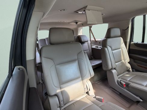 Used 2016 Chevrolet Suburban LTZ AWD/4WD image 34