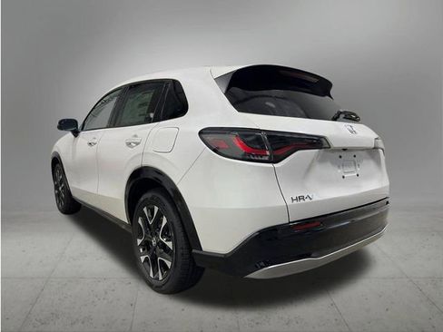 New 2026 Honda HR-V EX-L image 3