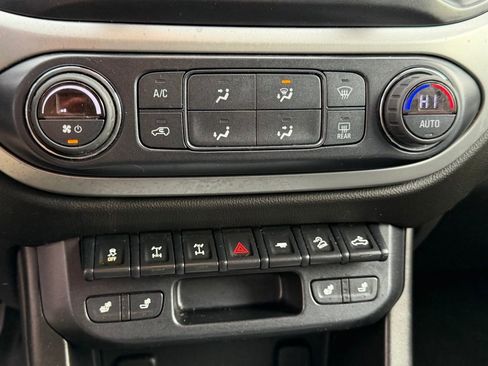 Used 2017 Chevrolet Colorado ZR2 image 27