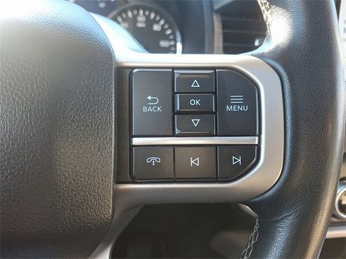 Used 2024 Ford Expedition Limited image 24