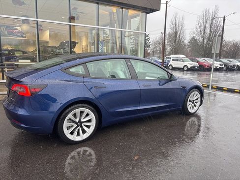 Used 2021 Tesla Model 3 Long Range image 3