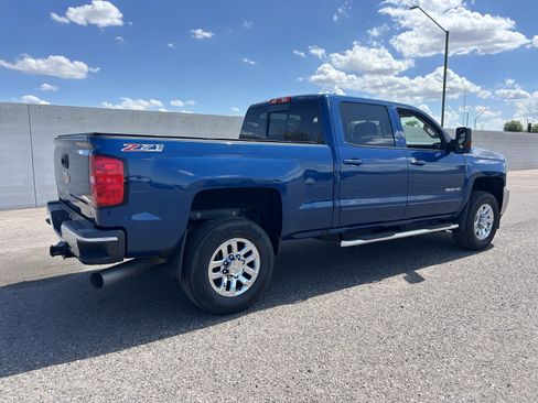 Used 2016 Chevrolet Silverado 3500 LT w/ LT Convenience Package AWD/4WD image 5