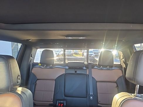 Used 2025 Chevrolet Silverado 3500 High Country w/ High Country Premium Package image 15