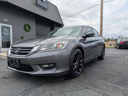 Used 2014 Honda Accord Sport image 2
