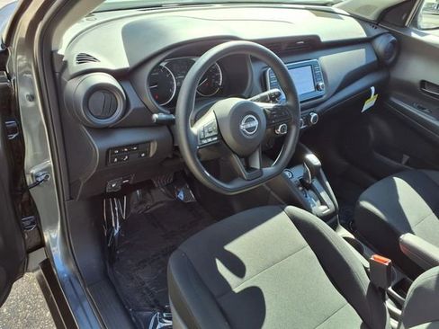 New 2025 Nissan Kicks Play S FWD image 13