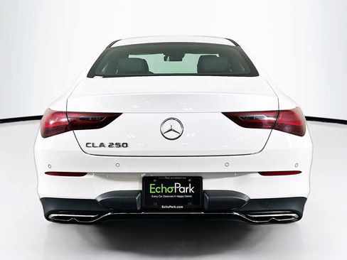 Used 2025 Mercedes-Benz CLA 250 image 7