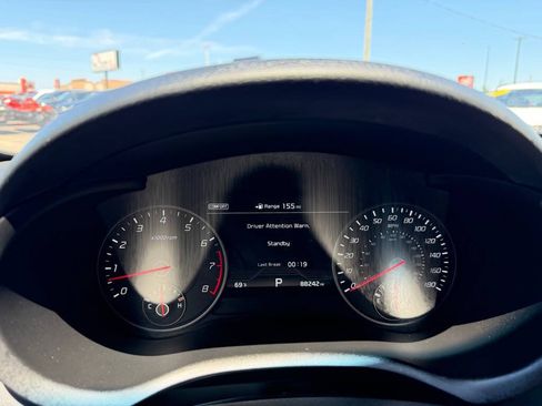 Used 2019 Kia Stinger GT2 AWD/4WD image 23