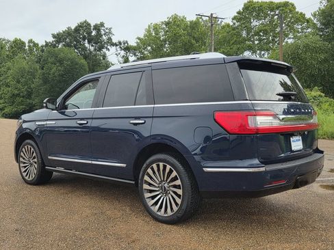 Used 2019 Lincoln Navigator Reserve AWD/4WD image 6