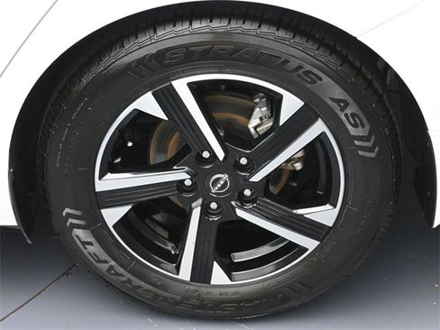 Used 2024 Nissan Sentra SV w/ All-Weather Package image 8