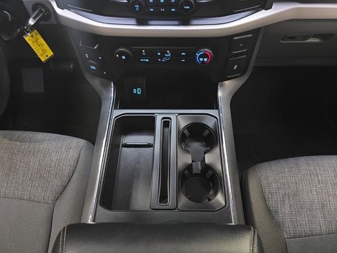 Used 2021 Ford F150 XLT image 25