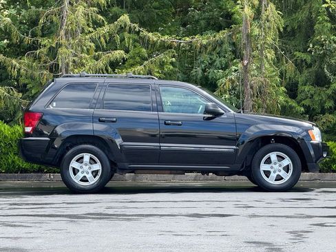 Used 2007 Jeep Grand Cherokee Laredo RWD image 28