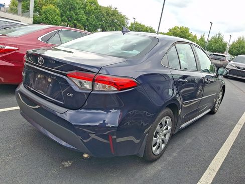 Used 2022 Toyota Corolla LE FWD image 4