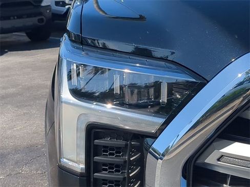 Used 2023 Toyota Tundra 1794 Edition image 10