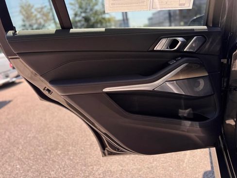 Used 2024 BMW ALPINA XB7 AWD/4WD image 21