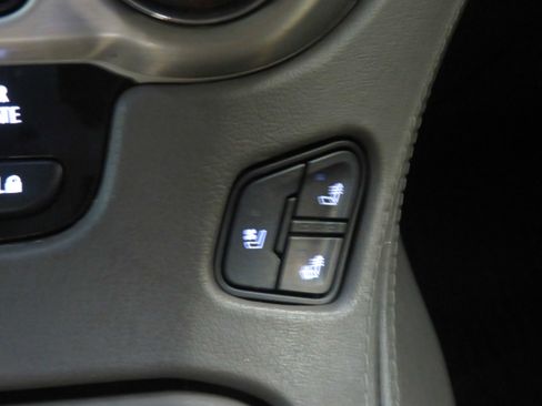 Used 2018 GMC Yukon XL Denali w/ Denali Ultimate Package AWD/4WD image 46