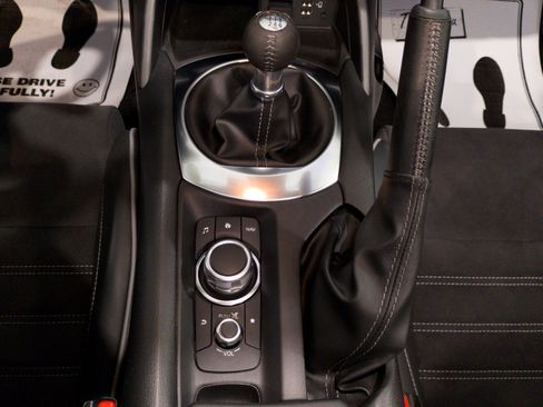 Used 2022 MAZDA MX-5 Miata Club w/ Brembo/BBS Recaro Package image 57