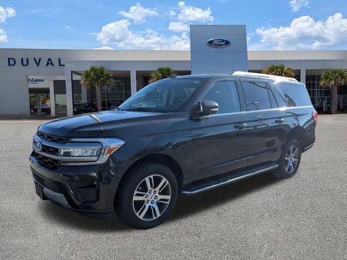 Used 2022 Ford Expedition Max XLT image 8