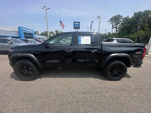 Used 2024 Chevrolet Colorado Trail Boss w/ LPO, Dark Essentials Package AWD/4WD image 13