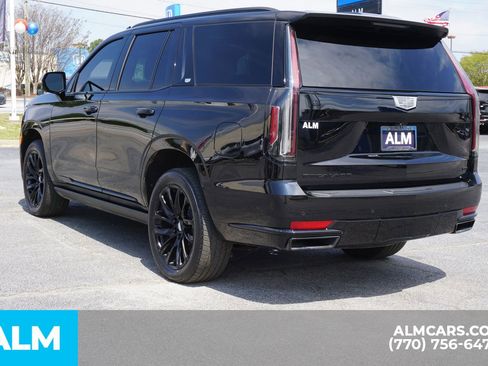 Used 2023 Cadillac Escalade Sport Platinum w/ LPO, ONYX Package image 7