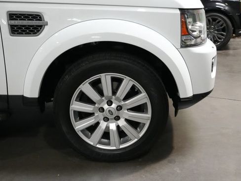 Used 2016 Land Rover LR4 HSE AWD/4WD image 11