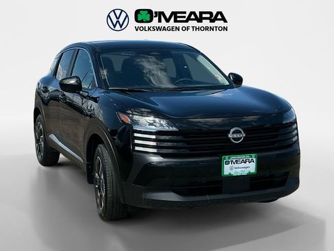 Used 2025 Nissan Kicks SV AWD/4WD image 7