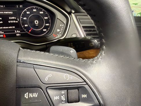 Used 2020 Audi Q5 2.0T Premium Plus w/ Premium Plus Package image 16