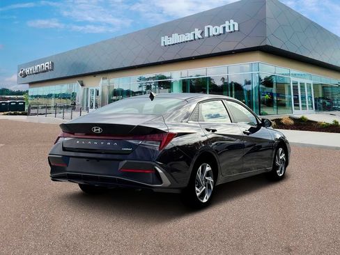New 2026 Hyundai Elantra Limited FWD image 7