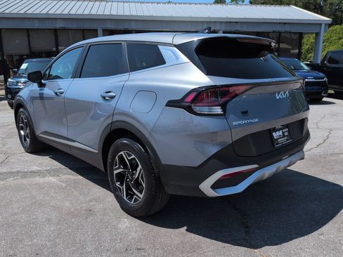 Certified 2025 Kia Sportage LX FWD image 7