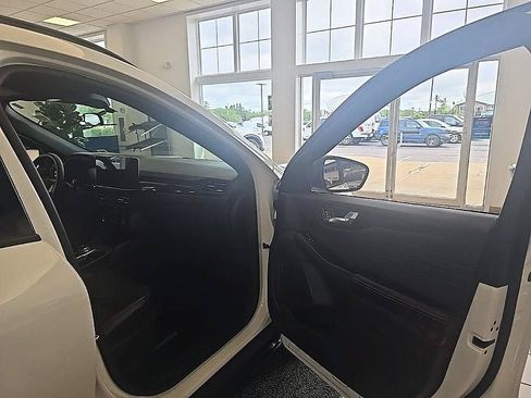 Used 2023 Ford Escape ST-Line w/ Tech Pack #1 AWD/4WD image 38