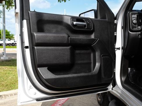 Used 2021 Chevrolet Silverado 1500 Custom w/ Rally Edition image 40