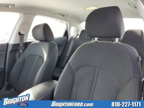 Used 2019 Kia Optima LX image 8
