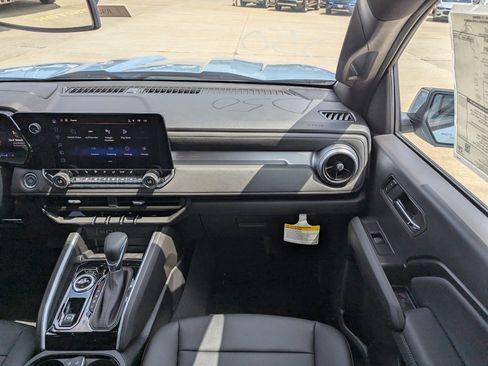 New 2026 Chevrolet Colorado LT w/ LT Convenience Package image 4