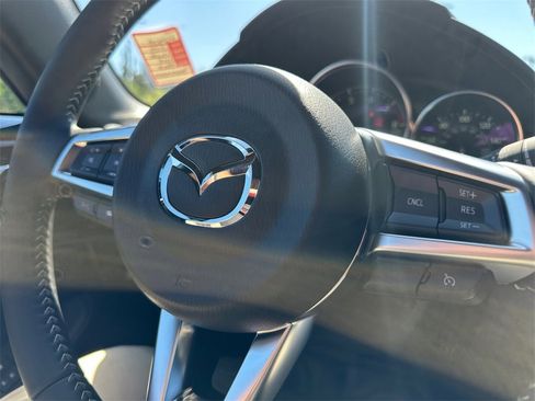 New 2025 MAZDA MX-5 Miata RF Club image 25
