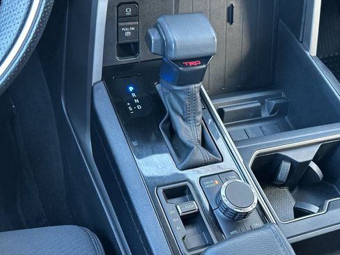 Used 2022 Toyota Tundra SR5 w/ TRD Off-Road Package image 19