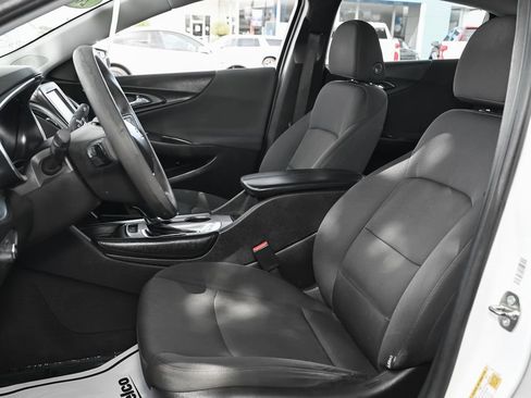 Used 2016 Chevrolet Malibu LT FWD image 16