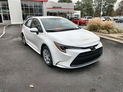 New 2026 Toyota Corolla LE image 2
