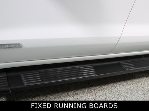 Used 2022 GMC Sierra 1500 Elevation w/ LPO, Elevation Black Package image 13