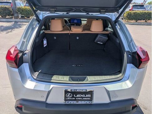 New 2026 Lexus UX 300h FWD image 21