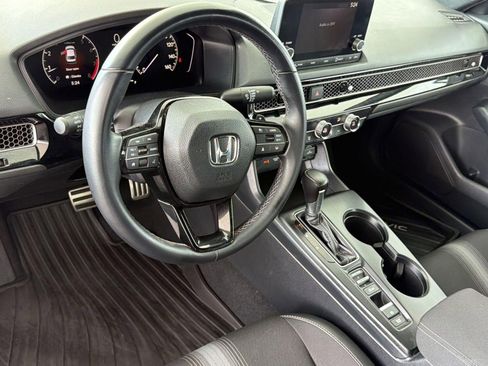 Used 2024 Honda Civic Sport image 4