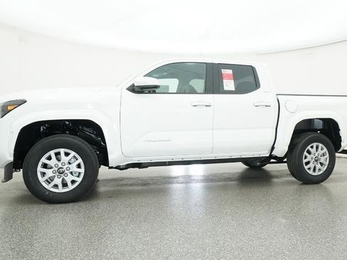 New 2026 Toyota Tacoma SR5 image 18