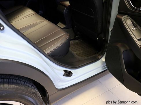 Used 2018 Subaru Crosstrek 2.0i Limited image 30