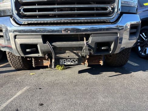 Used 2017 GMC Sierra 2500 SLE image 38