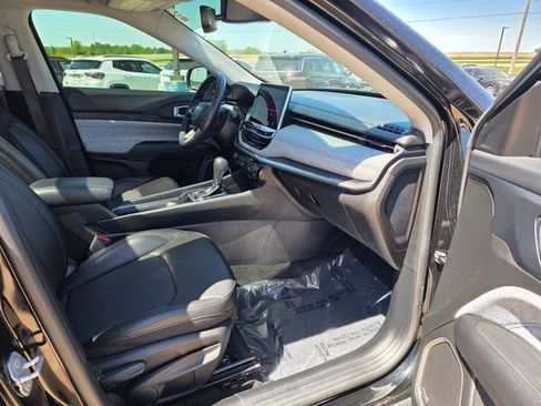 Certified 2022 Jeep Compass Latitude w/ Sun and Sound Group AWD/4WD image 18